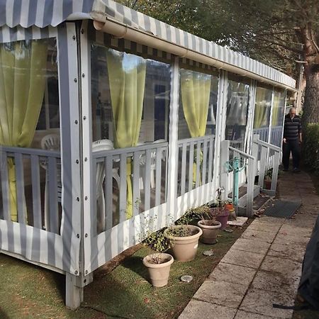 Mobil Home Tout Equipe 3 Chambres Gastes Exterior foto